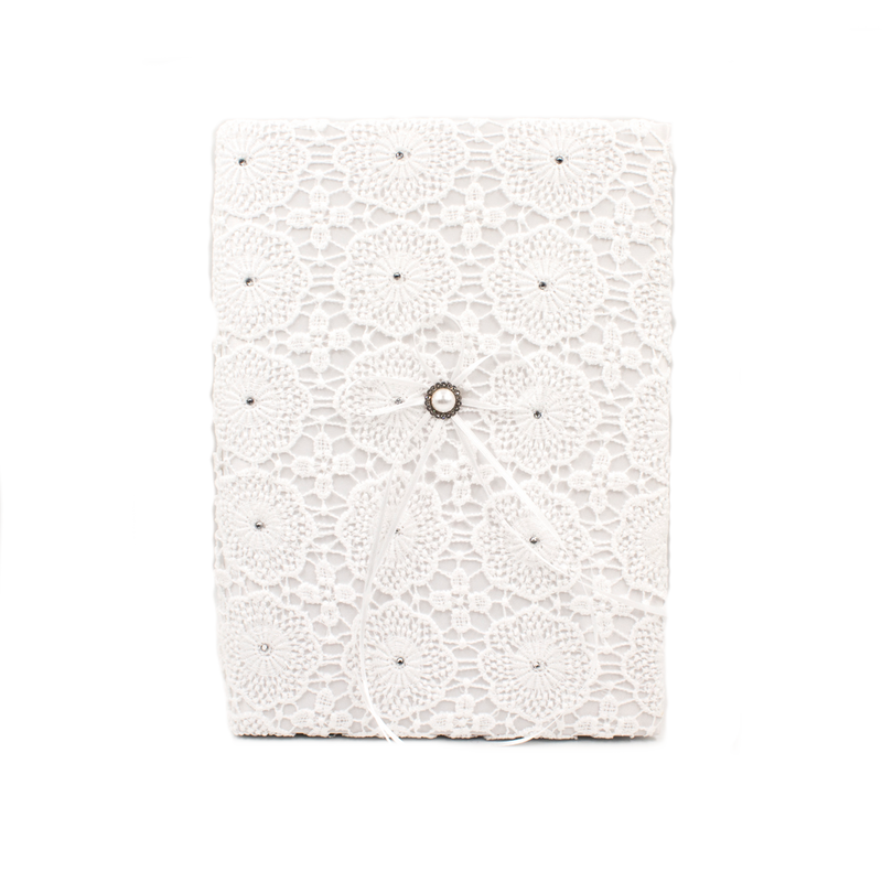 WHITE GUESTBOOK