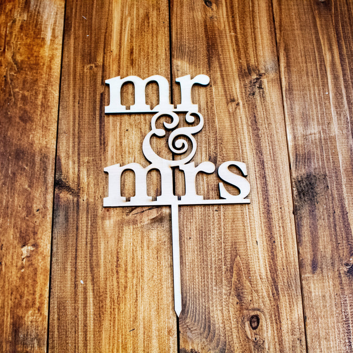 Mr&Mrs Wooden Cake Topper