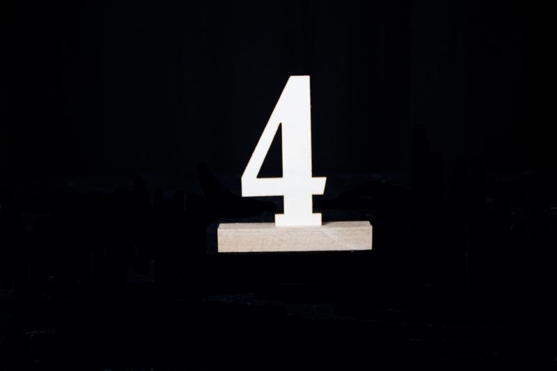 Wooden number 0 - Deventor